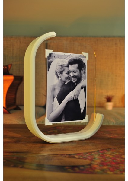 Yarımay Fotoğraf Çerçevesi fırsatları