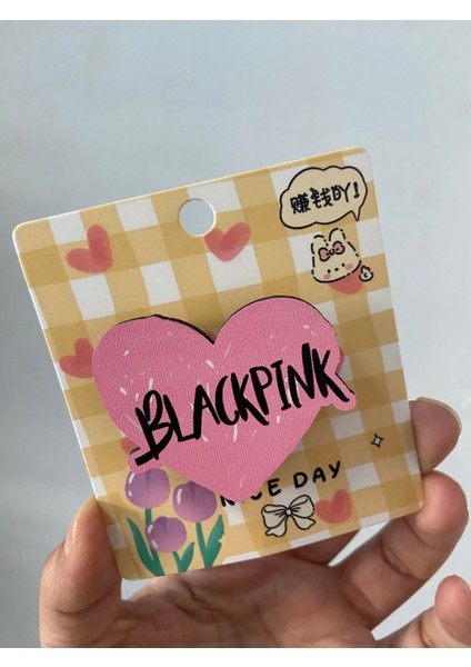 Black Pink Kalpli Gotik Goth Gothic Ahşap Rozet Çanta Süsü Y2K Kpop Anime Hediye