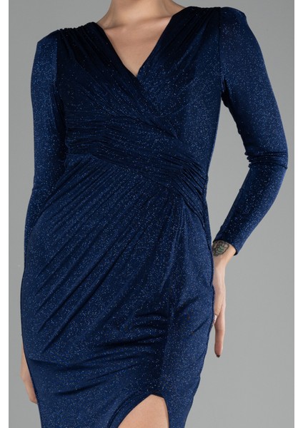 Uzun Kol Bacak Dekolteli Simli Abiye Elbise ABU3542 modelleri