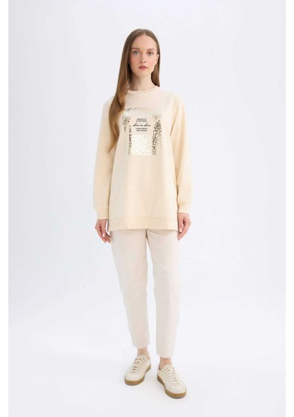 Regular Fit Bisiklet Yaka Parlak Baskılı Sweatshirt Tunik D7569AX24WN fiyatları