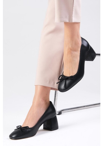Monique Siyah Renk Yuvarlak Burunlu Kadın Mary Jane Topuklu Ayakkabı