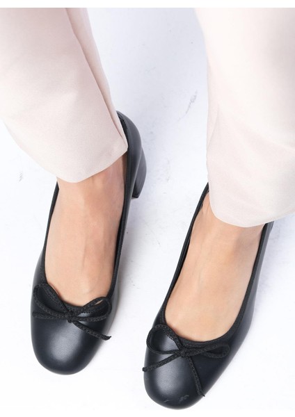 Monique Siyah Renk Yuvarlak Burunlu Kadın Mary Jane Topuklu Ayakkabı fırsatları