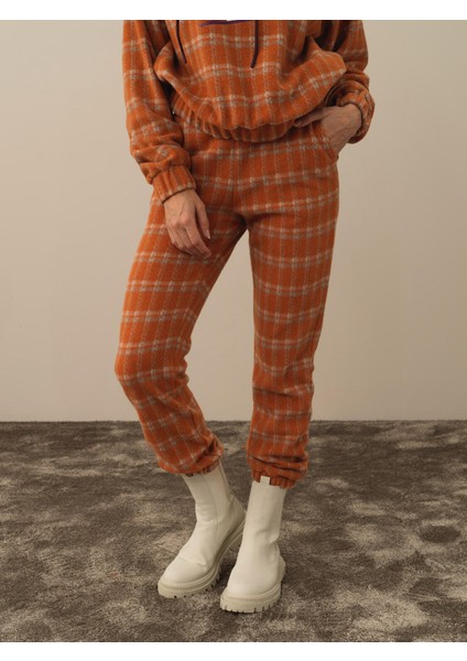 Kadın Lacivert Formunu Koruyan Regular Fit Sweat Pantolon fiyatları