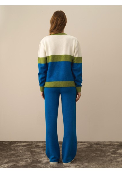 Kadın Mavi Lüks Pamuk Dokulu Regular Fit Kazak fırsatları