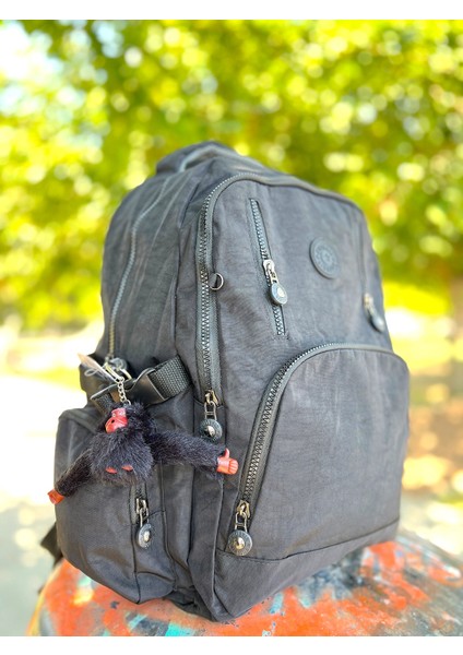 6 Fermuarlı Geniş Hacimli Yağmur Suyu Itici Özellikte Okul Için Uygun Kumaş Sırt Çantası modelleri