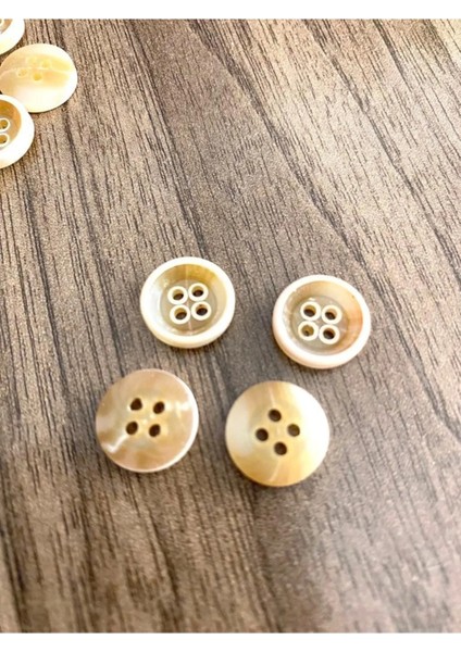 15 mm Bej 4 Delikli Polyester Düğme(15 Adet) fiyatları