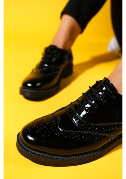 Avra Siyah Rugan Deri Kadın Oxford Ayakkabı