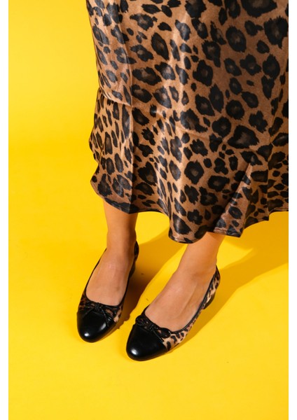 Julien Siyah Sarı Desenli Fiyonklu Kadın Topuklu Babet Ayakkabı