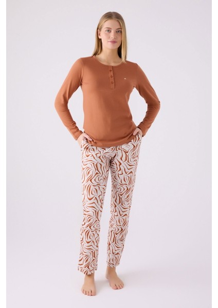 8862 Kadın Uzun Kol Pijama Takım