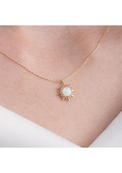 Altın Kolye - 14 Ayar Beyaz Opal Taşlı Güneş Motifli Altın Kolye