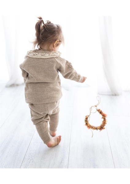 Dantel Yaka Triko Takım Kız Bebek Set