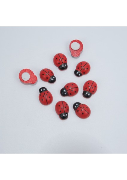 Kırmızı Yapışkanlı Ahşap Uğur Böceği Anaokulu Etkinlik Süslemesi ve Bohça Süslemesi 50 Adet