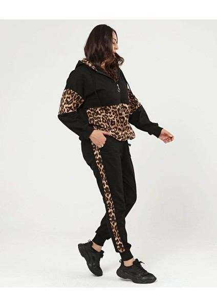 Kadın Oversıze Leopar Desenli Eşofman Takımı fırsatları