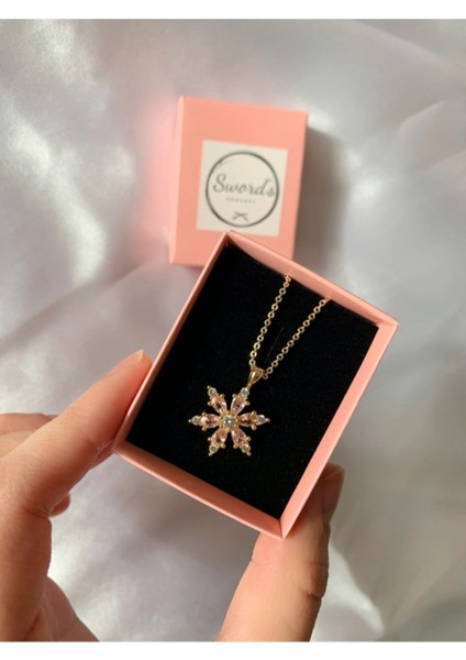 Zirkon Taşlı Kamelya Çiçeği Kadın Gold Kolye Pembe