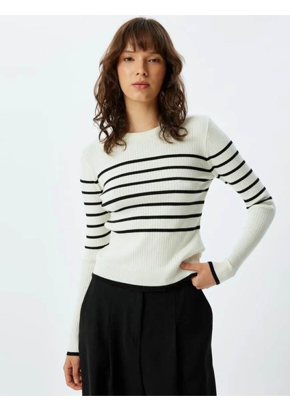 Kadın Kazak Siyah - Beyaz 5WAK90259HT fiyatları