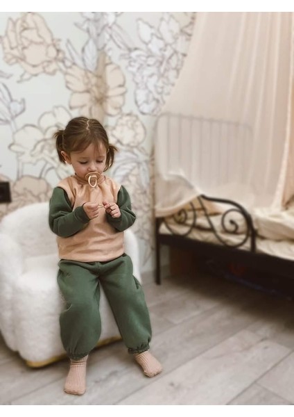 Çocuk Bisiklet Yaka Alt-Üst Eşofman Takımı - Üç Iplik Şardonlu fiyatları