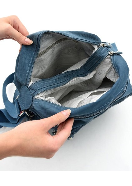 Ister Sırt Ister Omuz Ister Çapraz Askılı Fonksiyonel Kullanım Kadın Çantası 30*30 cm Büyük Boy indirimleri