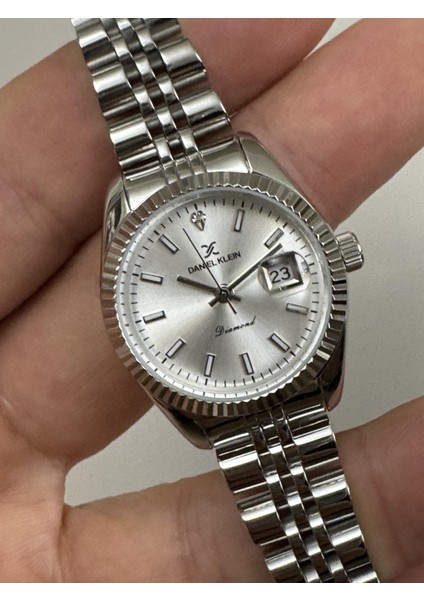 Pırlantalı Özel Diamond Serisi Gümüş Renk Danıel Kleın DKE.1.10742 Sertifikalı Kadın Kol Saati