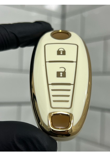 Suzuki Vitara Sx4 Swift Ignis Baleno Anahtar Koruma Kılıfı Beyaz Gold modelleri