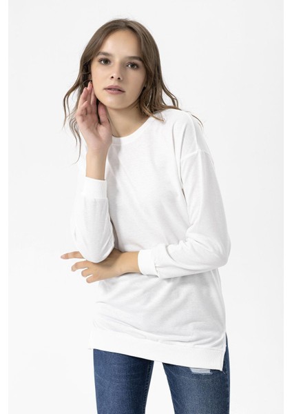 Kadın Bisiklet Yaka Yırtmaç Detaylı Sweatshirt 245048 - modelleri