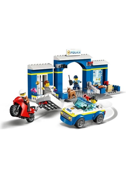 60370 Lego® City - Polis Merkezi Takibi 172 Parça +4 Yaş modelleri
