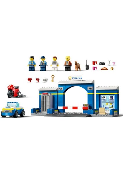 60370 Lego® City - Polis Merkezi Takibi 172 Parça +4 Yaş indirimleri
