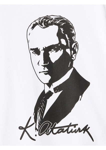 Bisiklet Yaka Atatürk Baskılı Uzun Kollu Erkek Çocuk Tişört fiyatları