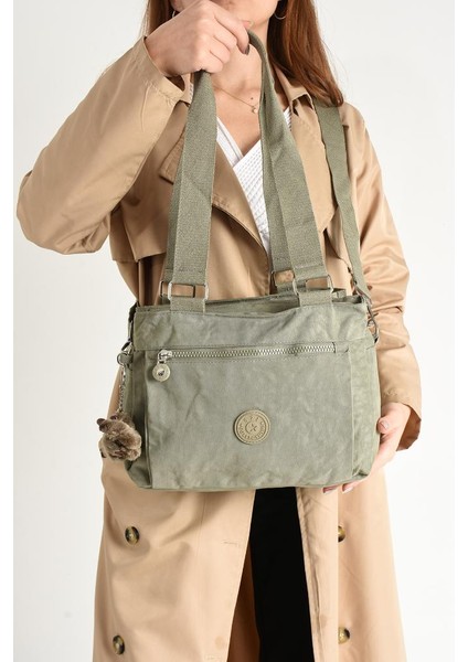 Kadın Omuz Çantası Çapraz Askılı Postacı Bayan Çantası 23*30 cm Içi Astarlı Yağmur Geçirmez