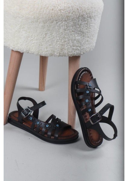 İSİS Yanı Çiçekli Vaketa Sandalet SİYAH