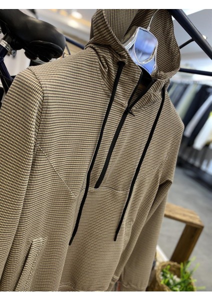Yarım Fermuarlı Kapşonlu Sweatshirt fiyatları