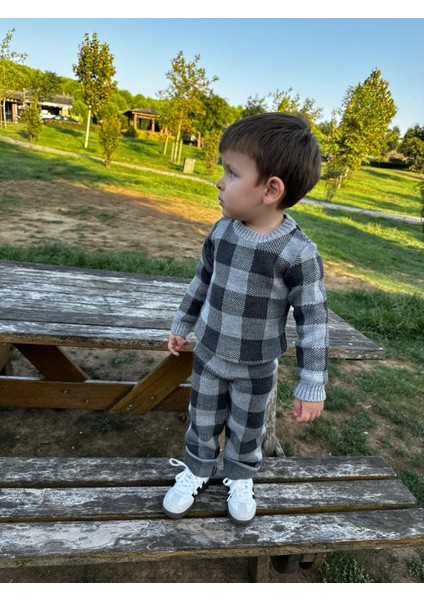 Triko Ekose Desenli Bisiklet Yaka Alt Üst Takım