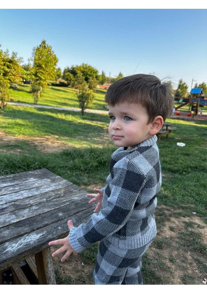 Triko Ekose Desenli Bisiklet Yaka Alt Üst Takım fiyatları