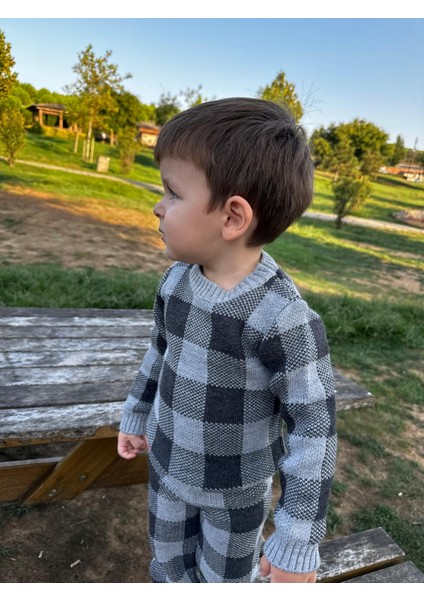 Triko Ekose Desenli Bisiklet Yaka Alt Üst Takım indirimleri