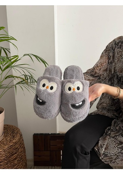 Erkek , Kadın Ev Terliği Gülen Komik Yüz Sessiz Tabanlı Peluş Pofuduk Ev Terliği Çeyiz Bohça Terliği fiyatları