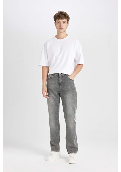 Straight Fit Normal Kalıp Normal Bel Boru Paça Jean Pantolon D1812AX24WN