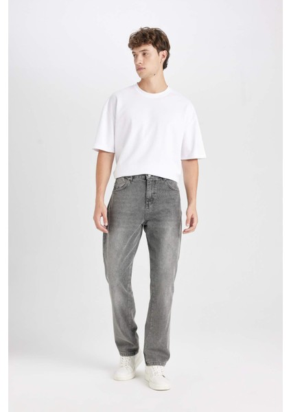 Straight Fit Normal Kalıp Normal Bel Boru Paça Jean Pantolon D1812AX24WN