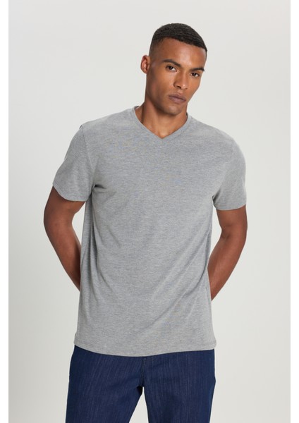 Erkek Koyu Grı Melanj Pamuklu Slim Fit Dar Kesim V Yaka Tişört modelleri