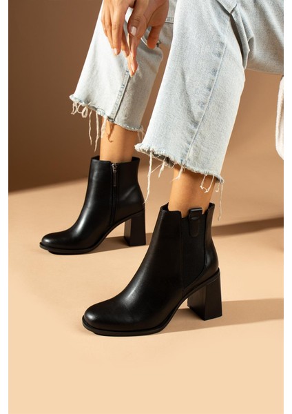 Lauretta Kadın Bot&bootie Yandan Lastikli Kalın Topuklu Siyah Deri fiyatları