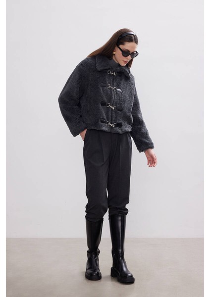 Antrasit Peluş Crop Ceket modelleri