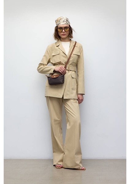 Kum Retro Kemerli Ince Gabardin Ceket