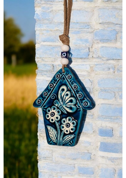 Nazar Boncuklu Seramik Ev Desenli Kelebek ve Çiçek Dekoratifli Çok Amaçlı Hediyelik Süs Eşya 15X20CM fiyatları
