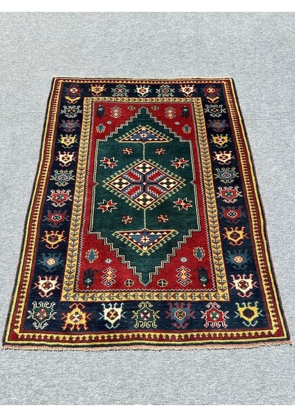 El Dokuma Çanakkale Dobag Halısı 140X185 Kök Boya Yün Halı