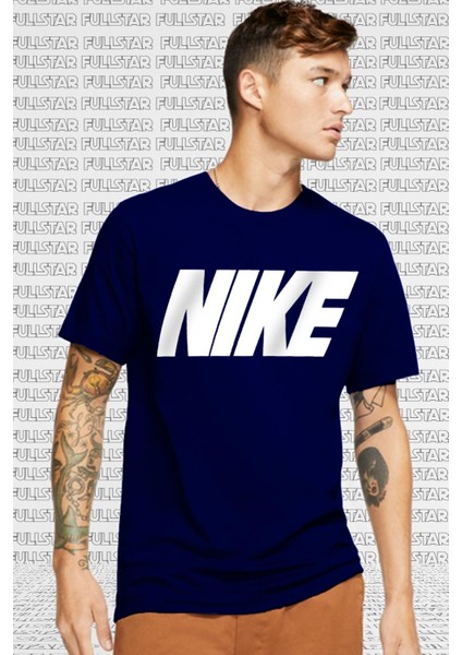Italic Graphic Logo Erkek Lacivert Bisiklet Yaka Kısa Kollu Tişört