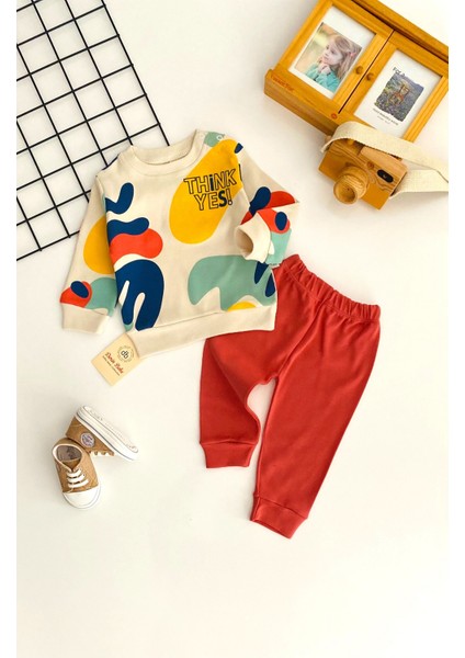 Neşeli Bebekler Think Yes Baskılı Desen Iki Iplik Penye Kumaş Takım Renkli Kiremit