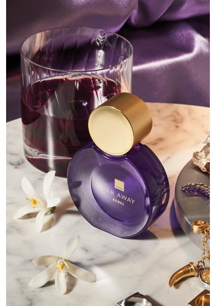 Far Away Rebel Kadın Parfüm Edp 50 Ml. Üçlü Set