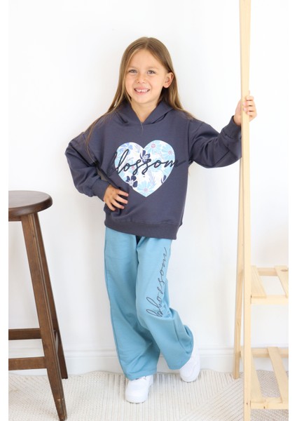 KND-6890 Blossom Yazılı Kalp Baskılı Alt Üst Takım modelleri