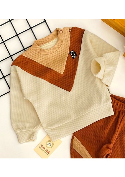 Neşeli Bebekler Petek Kumaş Şeritli Desen Panda Nakışlı Mevsimlik Takım Kahve fiyatları