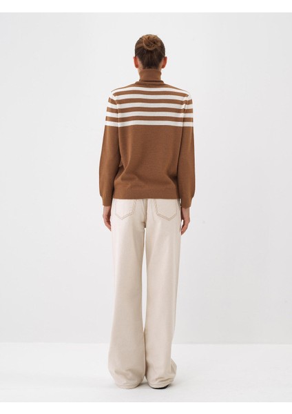 Kadın Camel Doğal Yün Dokulu Regular Fit Kazak fırsatları