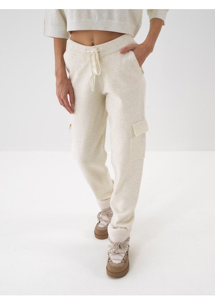 Kadın Ekru Doğal Yün Dokulu Regular Fit Pantolon fiyatları