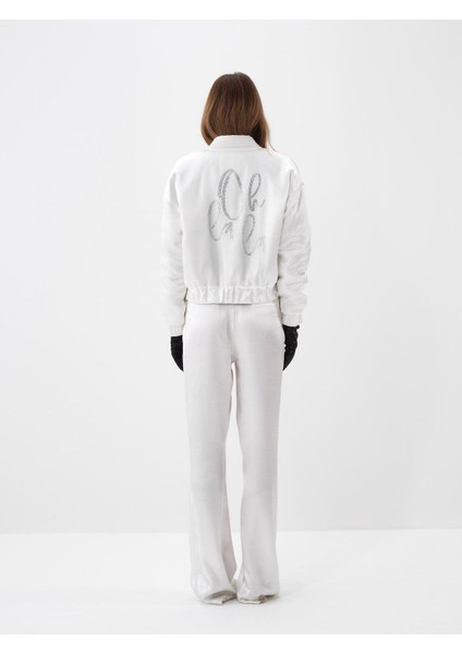 Kadın Beyaz İpeksi Saten Oversize Pantolon fırsatları